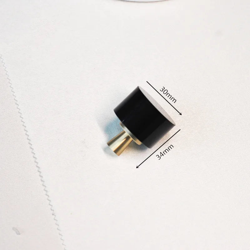 Lume Knobs Collection