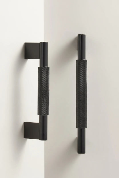 Kove Pull – Matte Black