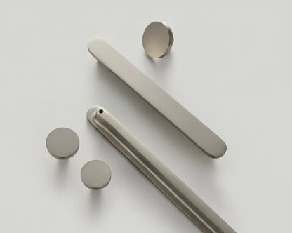 Riven Matte Silver Pull