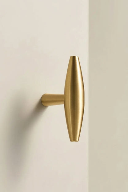 Holm T-Bar – Brushed Brass