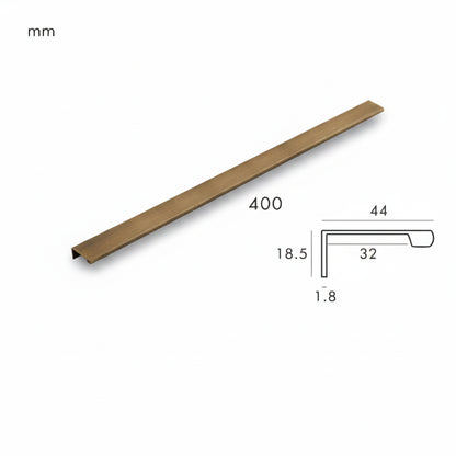 Rune Lip Pull