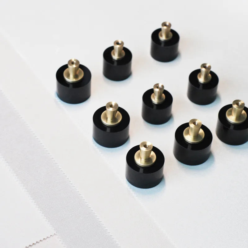Lume Knobs Collection