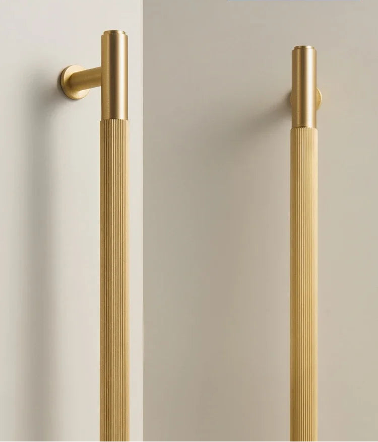 Solen Pull – Satin Brass